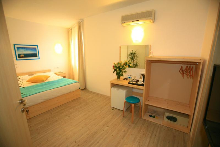 Bedroom, Zephyros City Otel, Datça