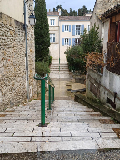 Others 2, chambre d hotes Aramon, Gard