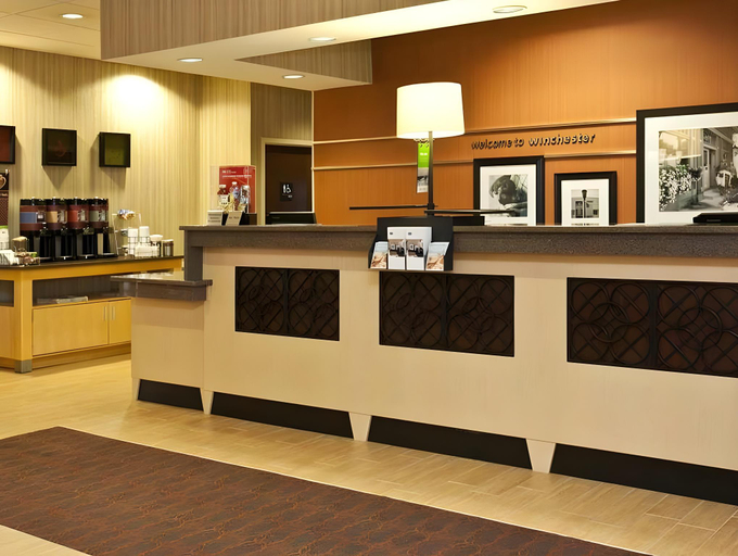 Food & Drinks 5, Hampton Inn Winchester N/Conference Center, Frederick