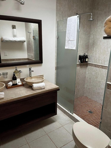 Bathroom 5, La Buena Vibra Wellness Resort & Spa, Tepoztlán
