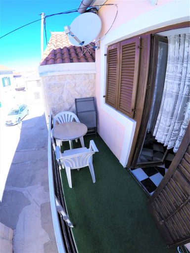 Others 5, Apartment S, Bibinje