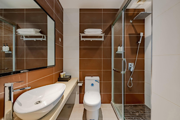 Bathroom 3, IU Hotel Chizhou Xiu Shan Men, Chizhou