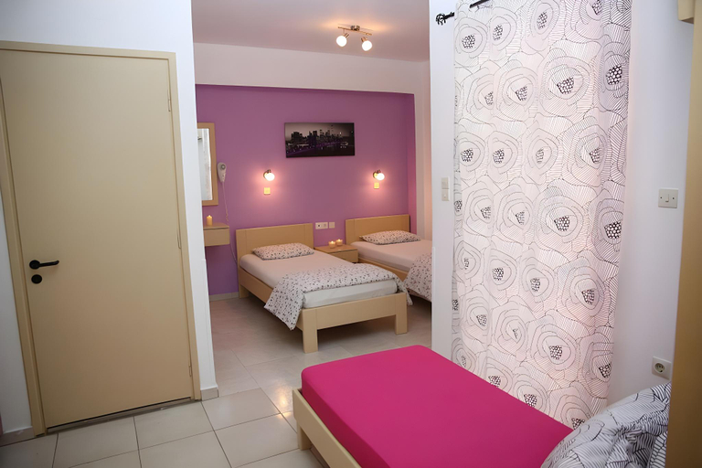 Bedroom 3, Happy Days, Crete