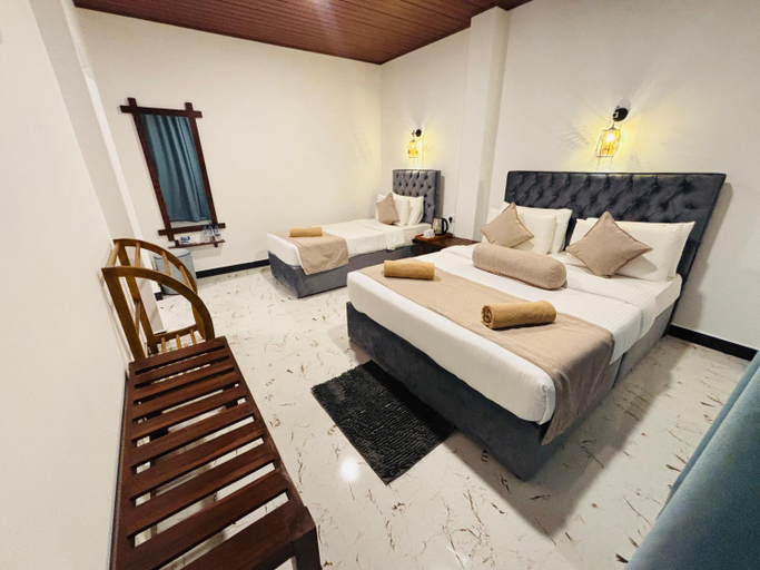 Bedroom 4, Shadow Inn Guest House, Ella