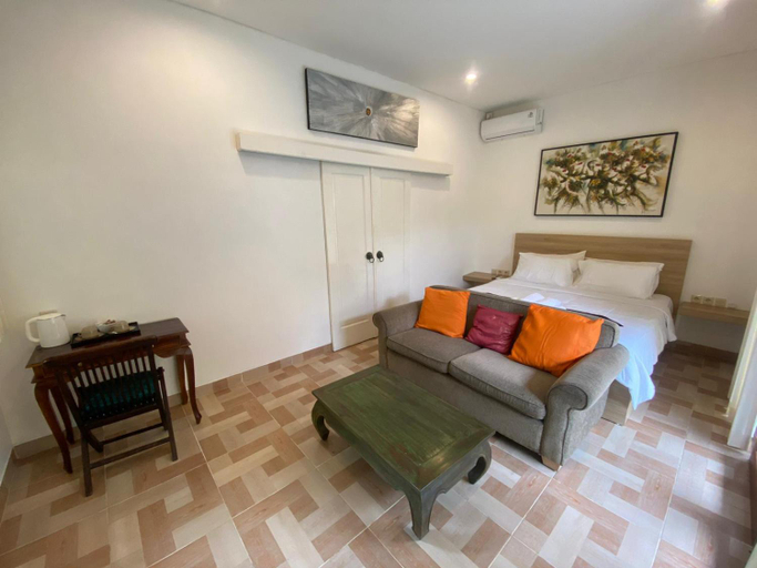 2, Tiis Garden Puri Villas, Gianyar