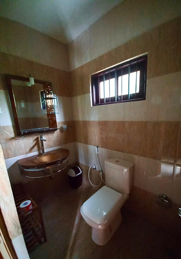 Bathroom 3, Luxury villa Costanza, Hikkaduwa