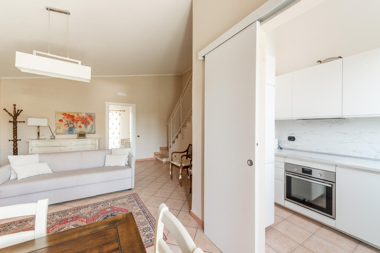 Others 4, Luxury villa suite, Jacuzzi pool & garden Ostia Rome, Roma