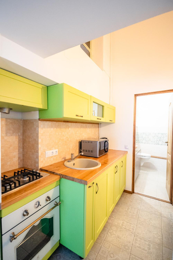 Others 5, Casa Petra, Sibiu