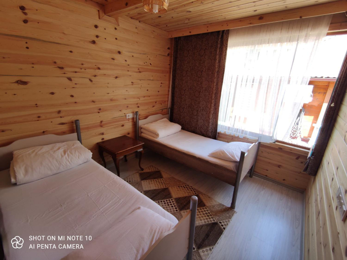 Others 4, Bes Evler Apart, Çaykara