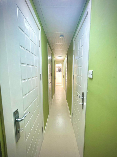 Others 3, Partition Room, Dubai