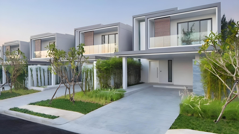 Exterior & Views