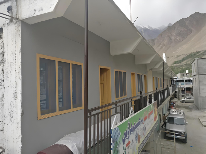 Others 5, Hotel Mountain Villa, Northern Areas