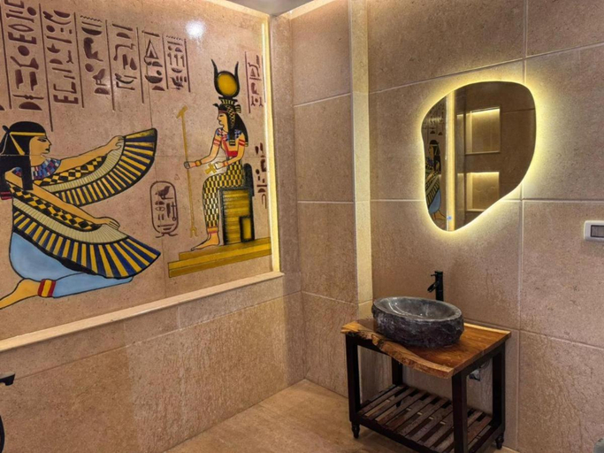 Bathroom 3, Rafif Pyramids Hotel, Al-Ahram