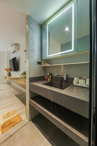 Bathroom, Pandora Homestay, Đống Đa