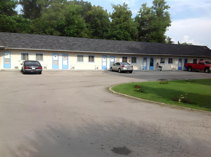 Exterior & Views, Davidson Motel, Brant