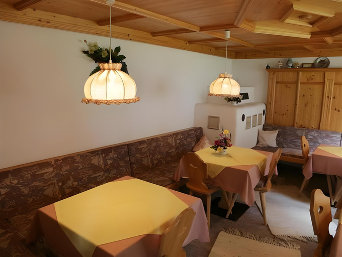 Food & Drinks 2, Haus Plankensteiner, Landeck