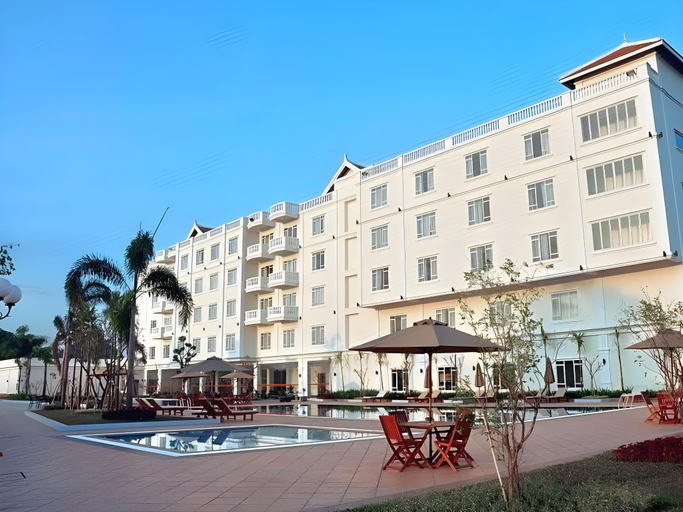 Exterior & Views 1, Pursat Riverside Hotel & Spa, Sampov Meas