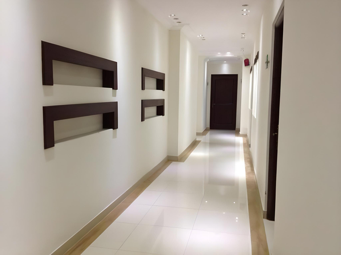 Others 2, British Hotel Lahore, Lahore