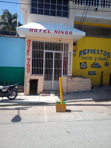 Others 5, Hotel Ningo, Santa Bárbara de Samaná