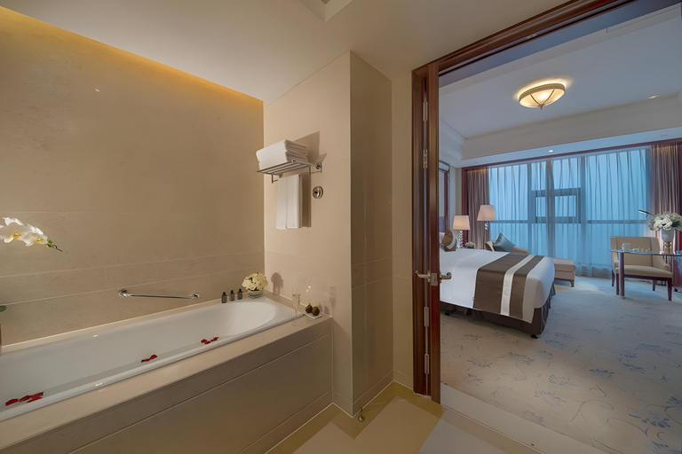 Bathroom 3, Maison New Century Hotel Cixi, Ningbo