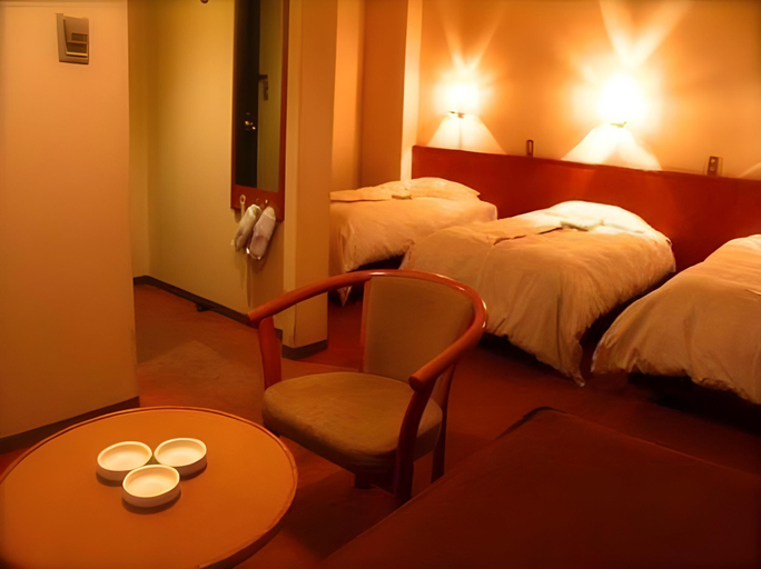 2, Hotel Kanze, Fukuroi