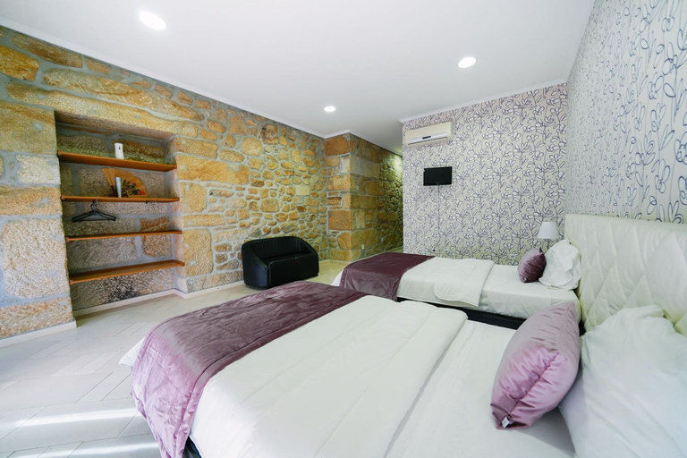 Bedroom 2, Alojamento Galerias Nascentes, Alijó