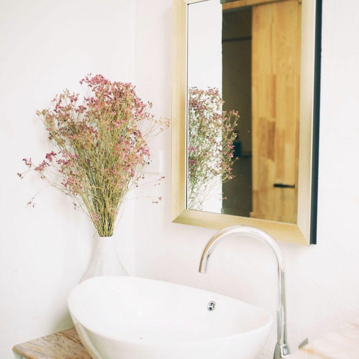 Bathroom 4, White Wall Riverfront Hotel, Mueang Kamphaeng Phet