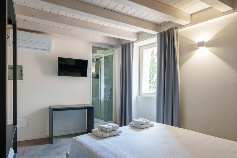 Bedroom 2, La Casa Incartata, Brescia