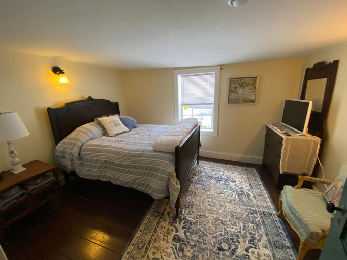 Bedroom 2, The Mountain Brook Hotel, Ulster