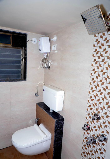 Bathroom, MAJESTIC INN, Palghar