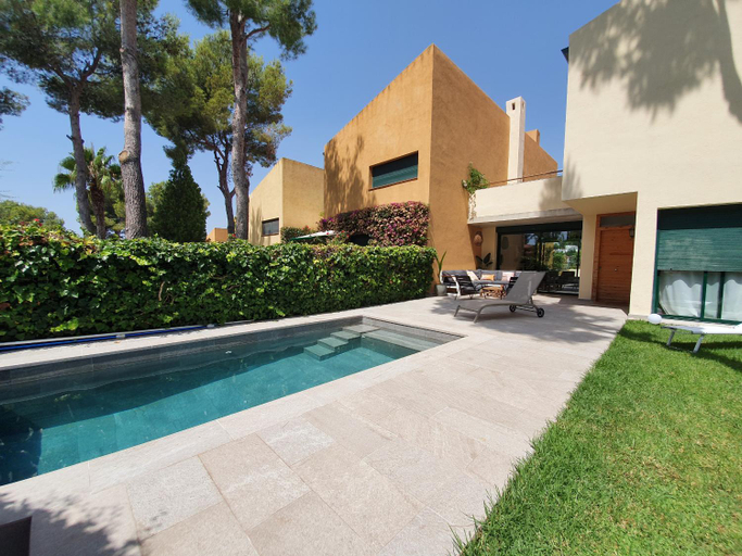 Entrance, TarracoHomes, Town House La Mora, Tarragona