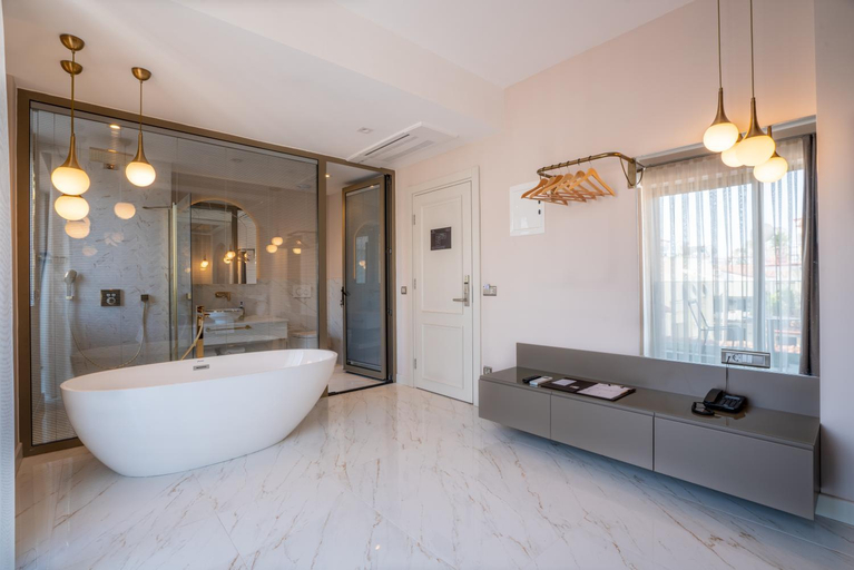 Bathroom 5, Muhtar Hotel, Kaş