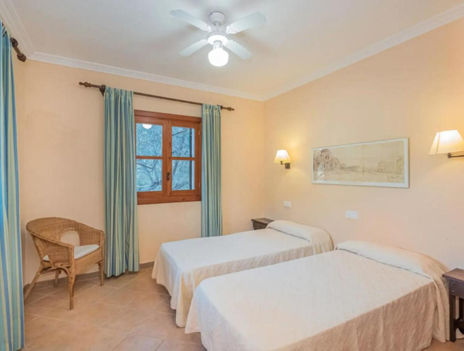 Bedroom 3, Pou dels Escarabats, Baleares