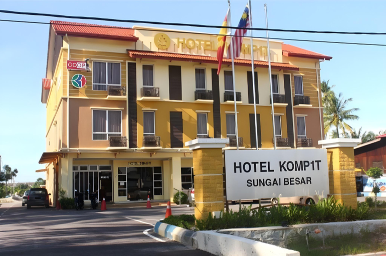 Exterior & Views, HOTEL KOMP1T, Sabak Bernam