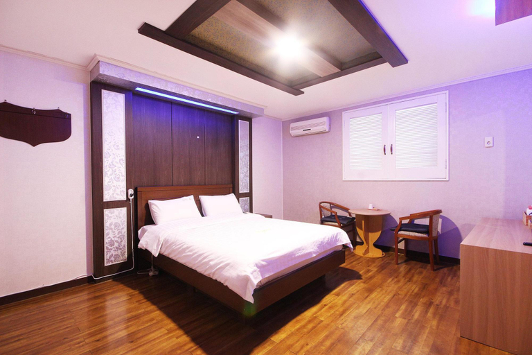 Bedroom 3, Namwon Hong Kong, Namwon