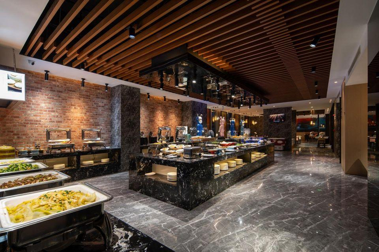 Food & Drinks