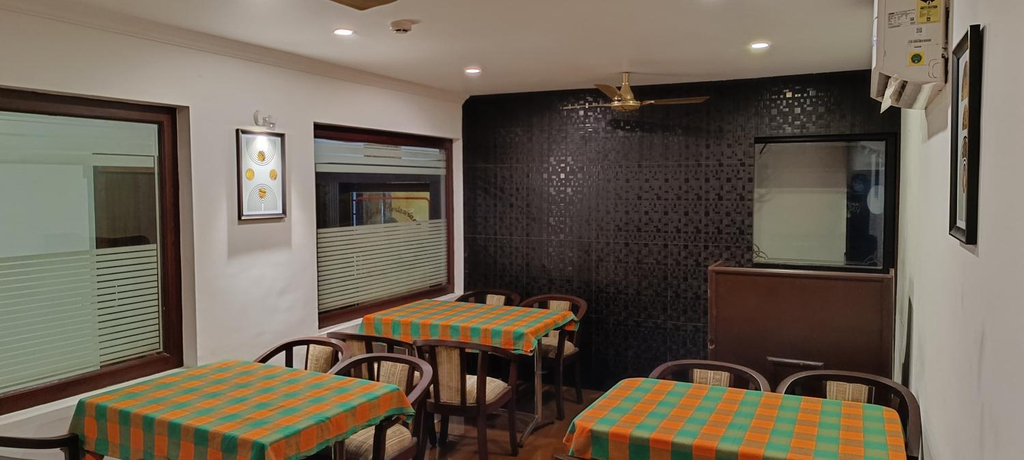 5, Hotel Keerthi Regency , Alappuzha