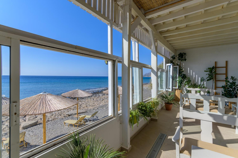 Facilities 3, Vista Mare, Crete