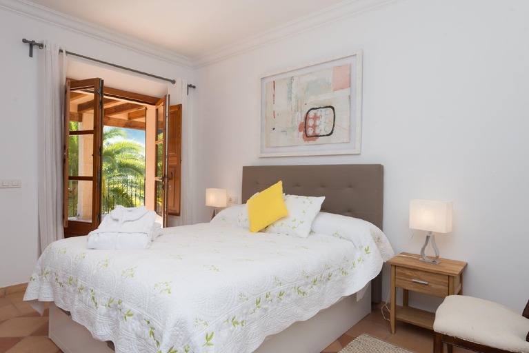 Bedroom 3, CIRCE, Baleares