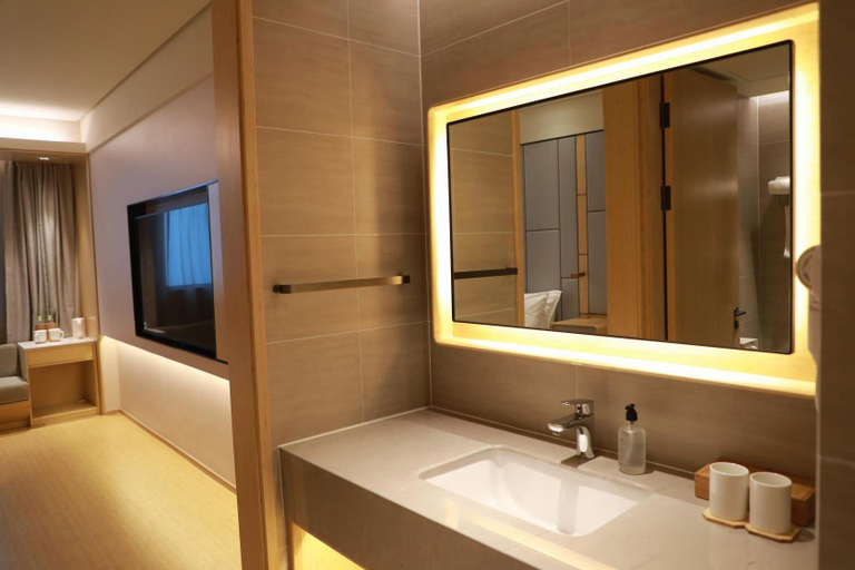 Bathroom 3, Ji Hotel (Dezhou Development Zone), Dezhou