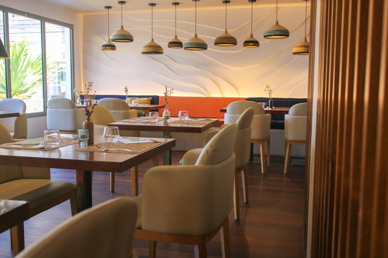 Food & Drinks 5, Le Battant Des Lames, Saint-Pierre