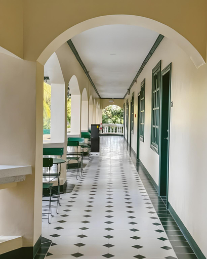 Public Area, La Planta Hotel and Restaurant, Bais City