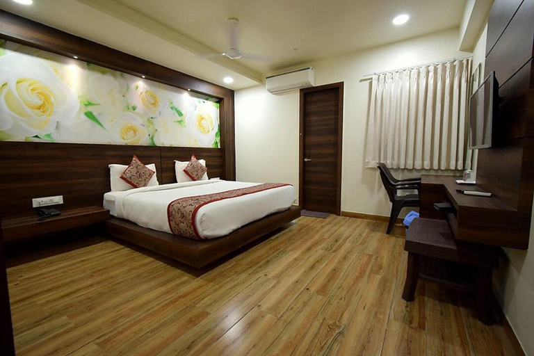 2, Hotel Pari, Devbhumi Dwarka