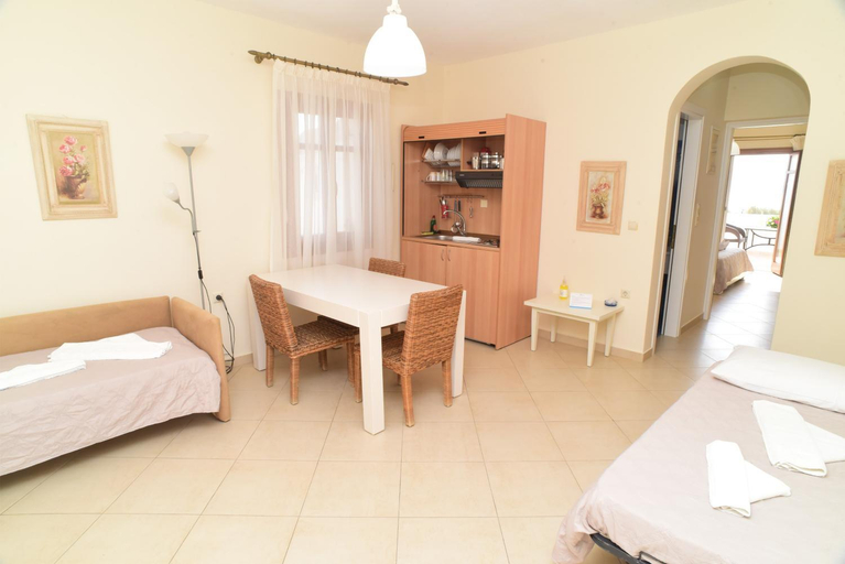 Bedroom 3, Margaritari Hotel, South Aegean