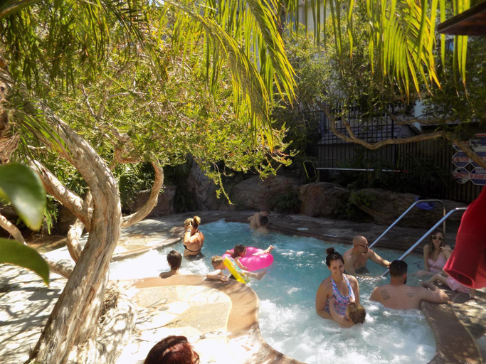 Sport & Beauty, Oceanview Retreat - Steps to the Beach and 2 Pools, San Diego