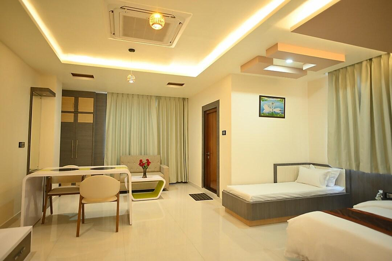 Bedroom 3, Lee Palace Hotel, Sonitpur
