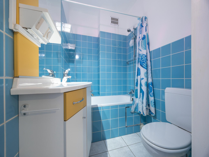 Bathroom, Retro studio with sleeping area, West-Vlaanderen