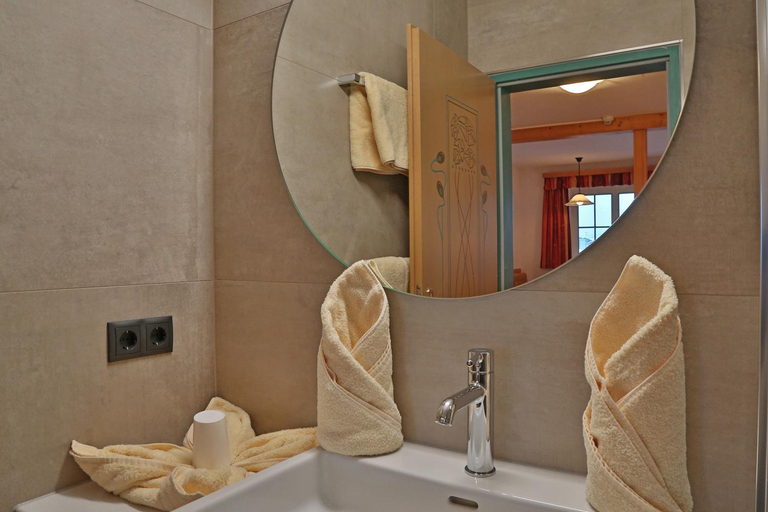 Bathroom 3, Aparthotel Paradies - Schrempfgut, Sankt Johann im Pongau