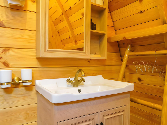 Bathroom 4, Khum Damnoen Resort, Damnoen Saduak