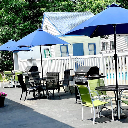 Food & Drinks 4, Seacoast Motel, York